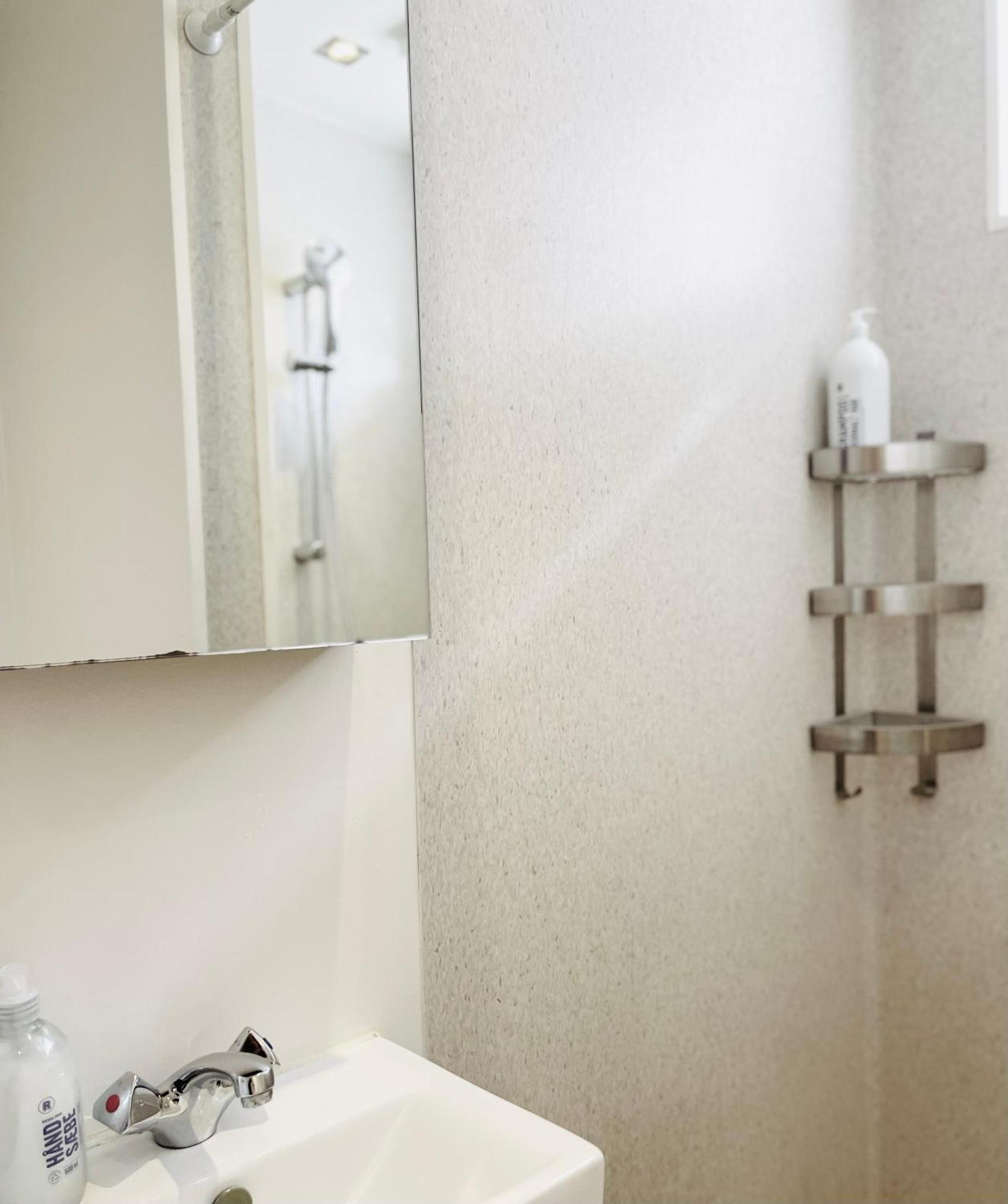 Scandinavian Apartment Hotel -Lunden 2- Central 2 Room Apartment Хорсенс Экстерьер фото